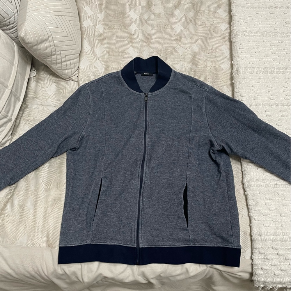 This is an extra large Alfani
 Mens Jacket Bomber Sweater Full-Zip Long-Sleeve.